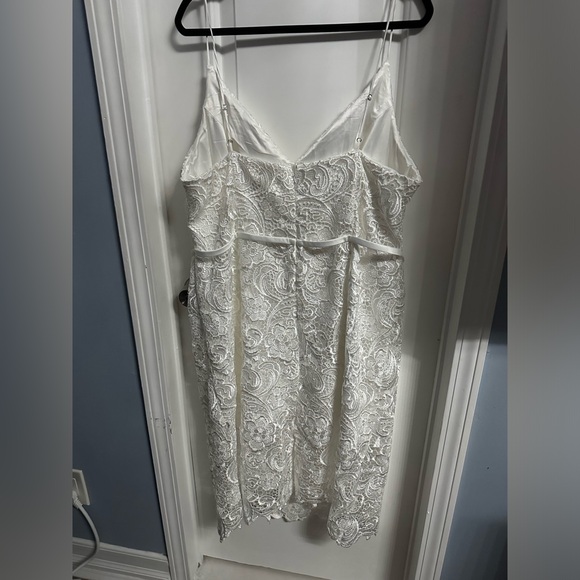 Lace bridal dress size 22W soft white - Picture 4 of 6